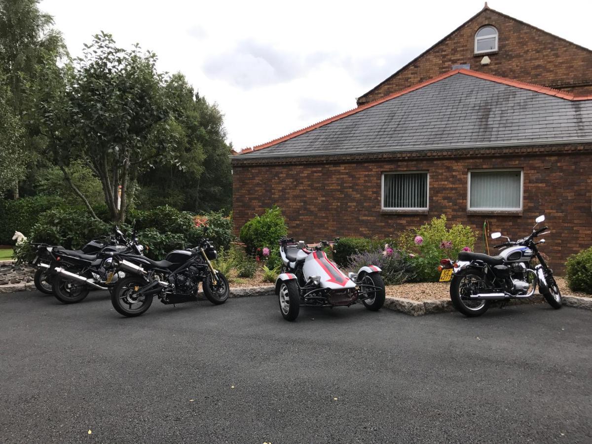 The Stables B&B 安特里姆 外观 照片