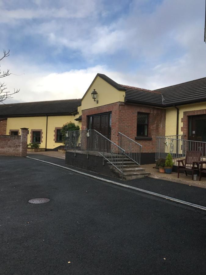 The Stables B&B 安特里姆 外观 照片