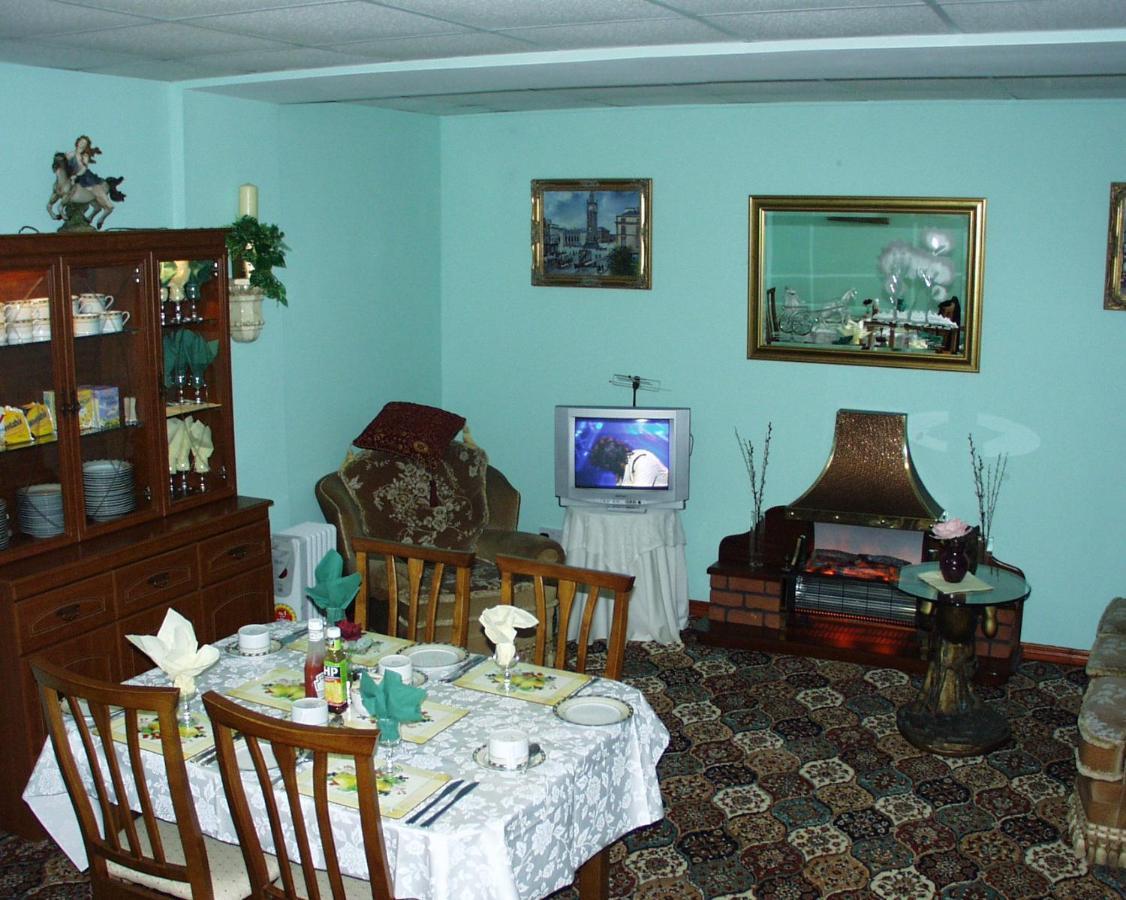 The Stables B&B 安特里姆 外观 照片